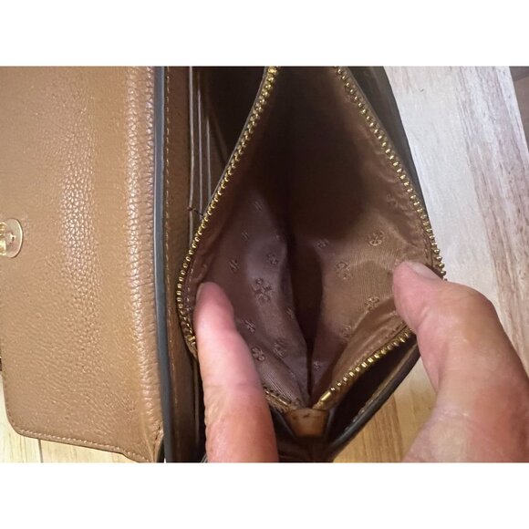 TORY BURCH CAMEL BROWN BRITTEN WITH GOLD HARDWARE HANDBAG - Picture 10 of 13